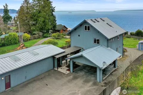 22448 Jefferson Point Rd NE, Kingston, WA 98346
