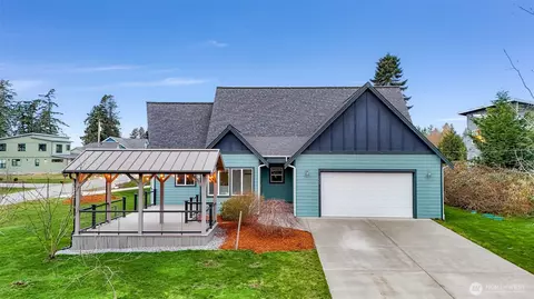 4622 Hall Rd, Blaine, WA 98230
