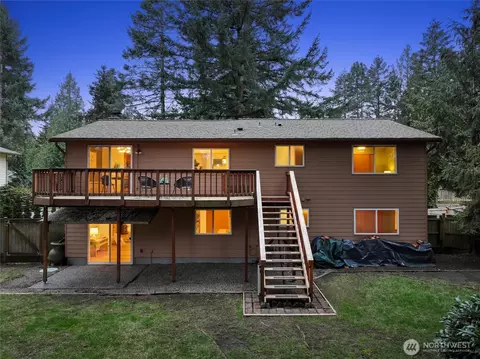 Exterior - 16603 23rd Ave SE, Bothell, WA 98012 photo 5 of 7