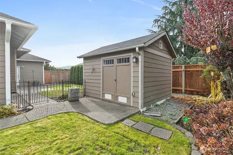 14725 156th St E, Orting, WA 98360 photo 37