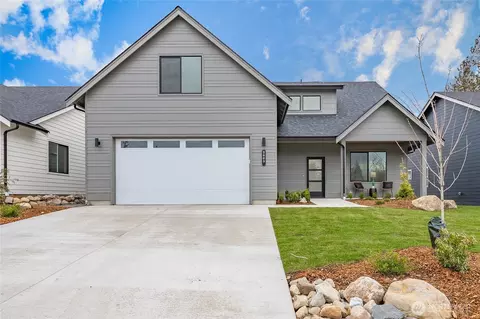 2803 Hazelwood Dr, Blaine, WA 98230