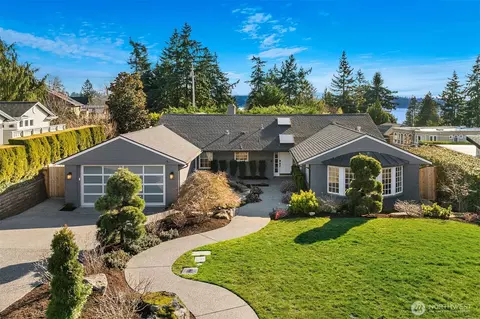 9617 Evergreen Dr, Bellevue, WA 98004