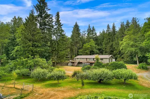 3900 E Smith Rd, Bellingham, WA 98226