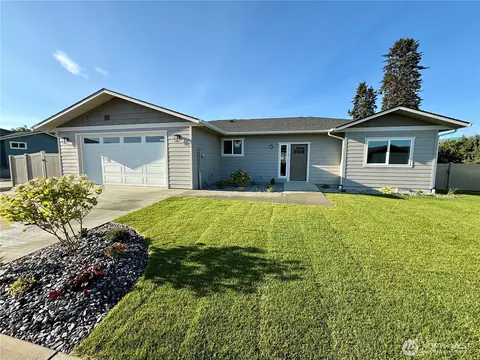 2526 1st St SE, East Wenatchee, WA 98802