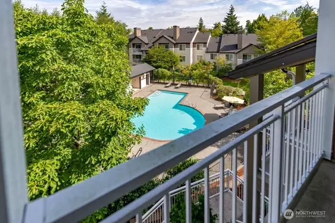 12303 Harbour Pointe Blvd #Z-304, Mukilteo, WA 98275