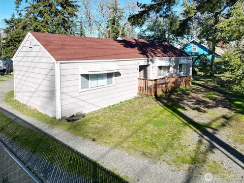6517 Steilacoom Blvd SW, Lakewood, WA 98499