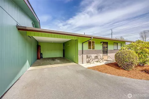 1301 S 3rd Ave #13C, Sequim, WA 98382