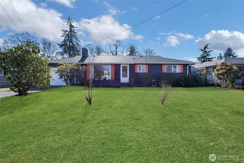 6826 87th St SW, Lakewood, WA 98499