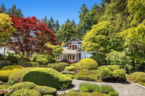 14446 Sunrise Dr NE, Bainbridge Island, WA 98110
