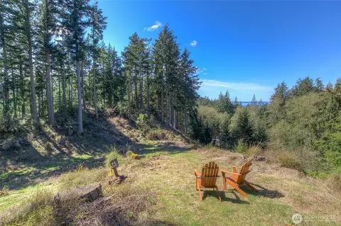 23 Tsuga Ln, Orcas Island, WA 98279