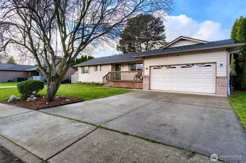 2309 W Meadow Blvd, Mount Vernon, WA 98273