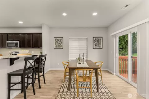 11 157th Ln SE, Bothell, WA 98012 photo 9