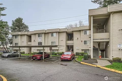 28300 18th Ave S #A103, Federal Way, WA 98003