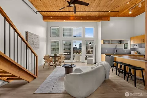 401 9th Ave N #506, Seattle, WA 98109