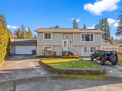 2410 Birch Ave, Steilacoom, WA 98388