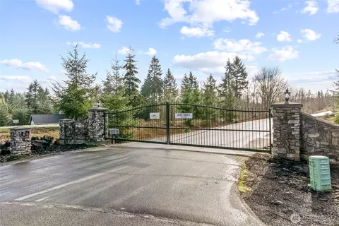 213 Sudden Valley Dr, Castle Rock, WA 98611
