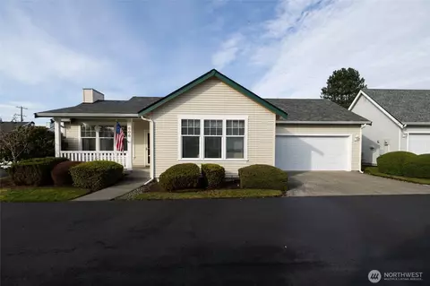 808 Landing Way, Centralia, WA 98531