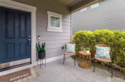 Exterior - 908 Van Ogle Ln NW, Orting, WA 98360 photo 3 of 8