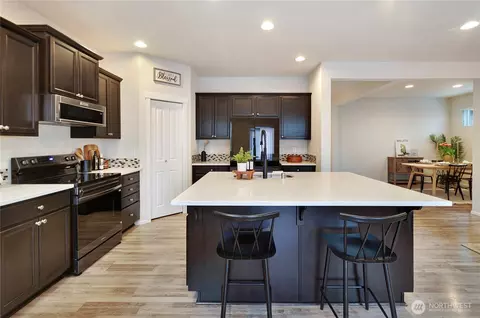 Kitchen - 908 Van Ogle Ln NW, Orting, WA 98360 photo 6 of 6