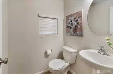 Bath - 908 Van Ogle Ln NW, Orting, WA 98360 photo 1 of 5