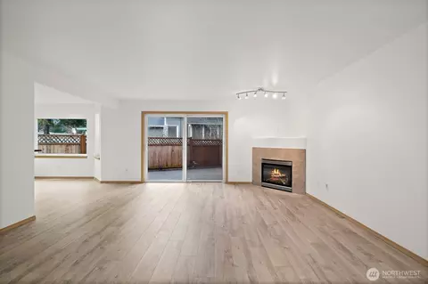 12624 Alexander Rd, Everett, WA 98204 photo 4