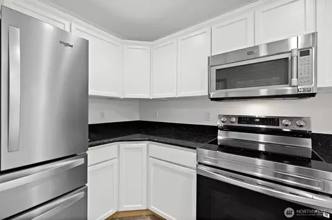12624 Alexander Rd, Everett, WA 98204 photo 9