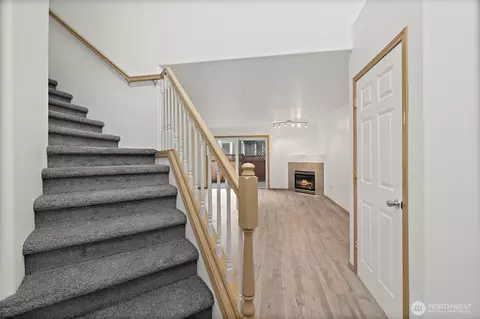 12624 Alexander Rd, Everett, WA 98204 photo 2