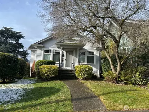 5703 33rd Ave NE, Seattle, WA 98105