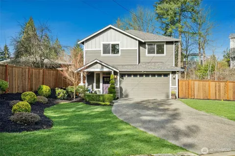 1017 212th Pl SW, Lynnwood, WA 98036
