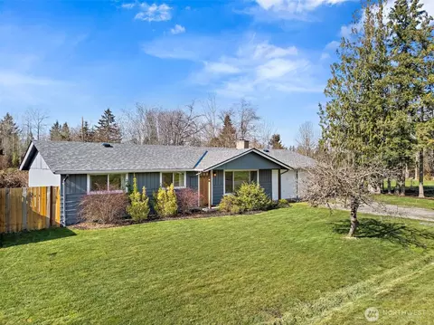 8814 33rd Avenue Ct E, Tacoma, WA 98446