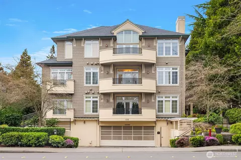 535 100th Ave NE #2B, Bellevue, WA 98004