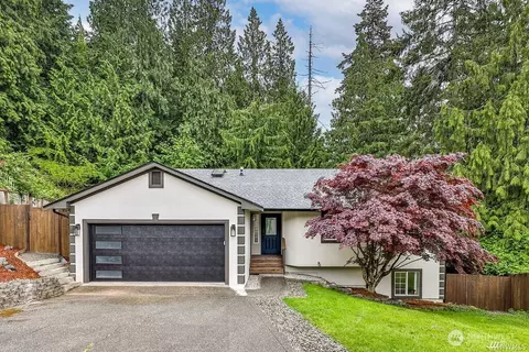 75 20th Avenue Ct, Milton, WA 98354