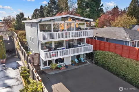 9237 12th Ave NW, Seattle, WA 98117