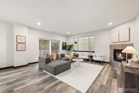 Living - 17413 3rd Ave SE, Bothell, WA 98012 photo 1 of 3