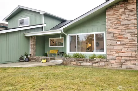 8 Trinity Way, Cosmopolis, WA 98537 photo 2