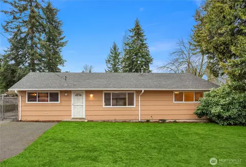 12715 SE 171st Pl, Renton, WA 98058