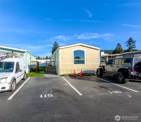 210 37th St SE #8, Auburn, WA 98002