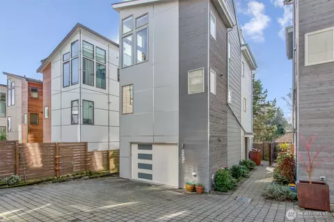 3233 NW Market St UNIT B, Seattle, WA 98107