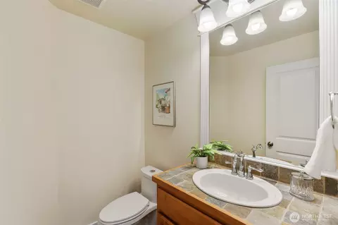 Bath - 3805 168th Pl SE, Bothell, WA 98012 photo 1 of 6