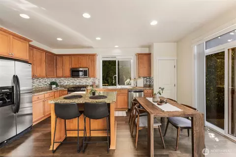 Kitchen - 3805 168th Pl SE, Bothell, WA 98012 photo 1 of 6