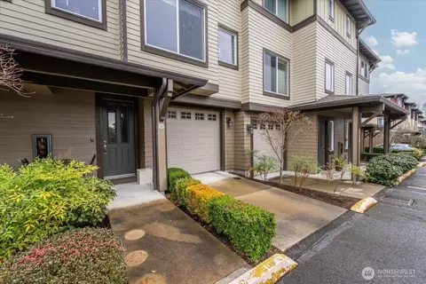 2115 201st Pl SE #I-2, Bothell, WA 98012