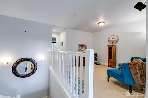 Entry Way - 2115 201st Pl SE #I-2, Bothell, WA 98012 photo 3 of 3