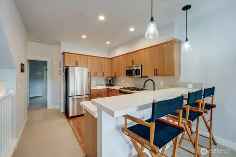 Kitchen - 2115 201st Pl SE #I-2, Bothell, WA 98012 photo 2 of 5