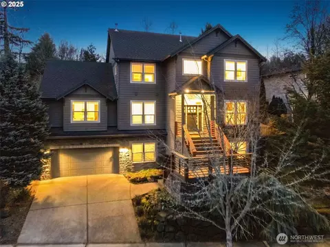 10229 Skyline Heights Dr NW, Portland, OR 97229