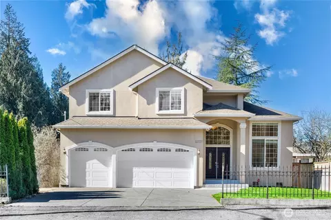 11727 17 Ave NE, Seattle, WA 98125
