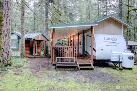 133 1 Jasper Trl, Deming, WA 98244