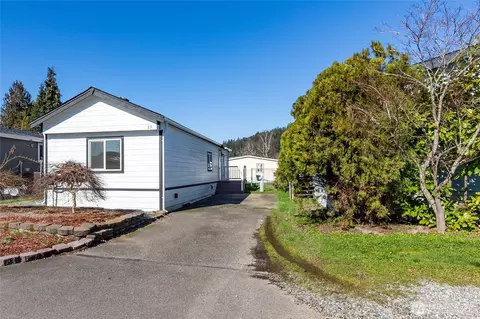 15817 56th St E #23, Sumner, WA 98390
