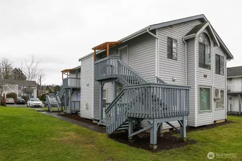 2324 Valencia St, Bellingham, WA 98229