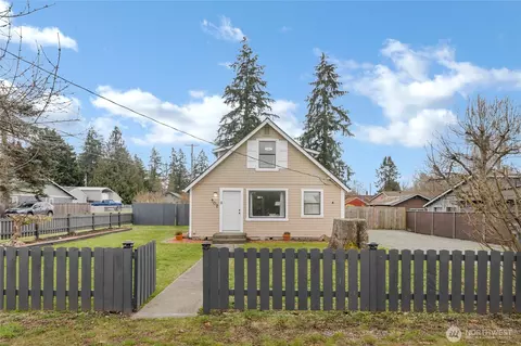 902 98th St S, Tacoma, WA 98444