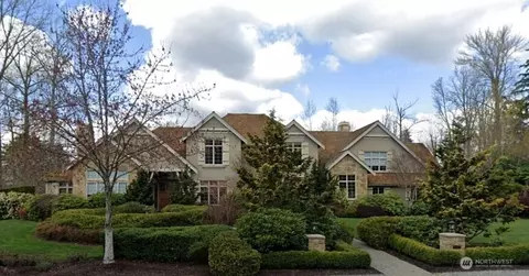 13207 211th Way NE, Woodinville, WA 98077